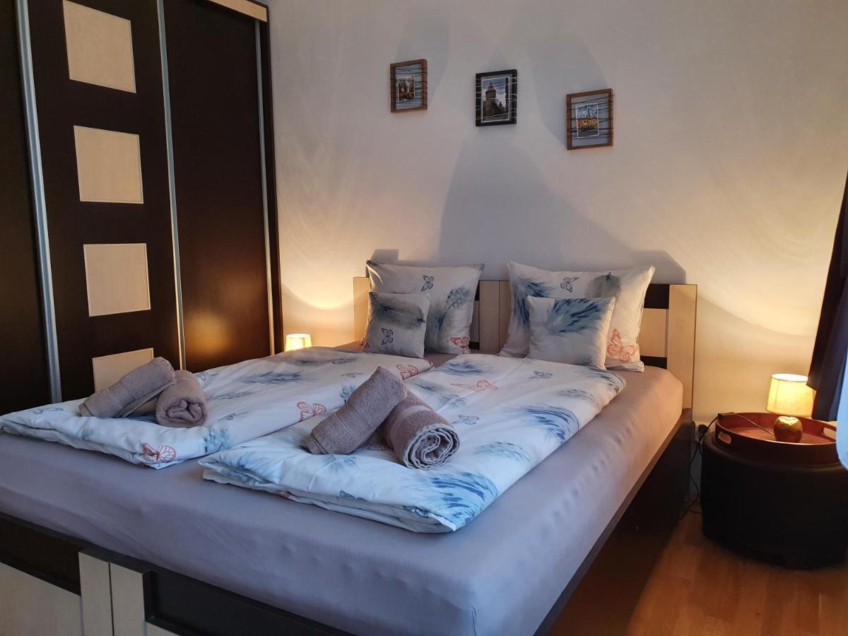 Smiley Apartment Sibiu Eksteriør bilde