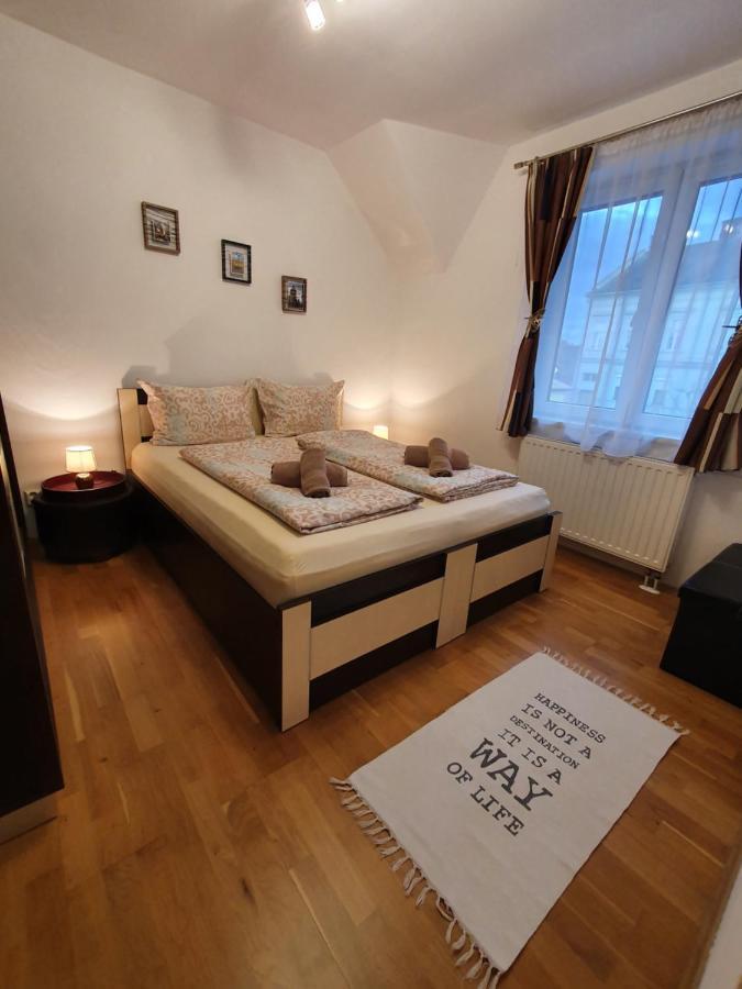 Smiley Apartment Sibiu Eksteriør bilde